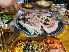-黑豚黨韩国烤肉料理(悦然时光店)