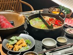 -三出山火锅(南京万象天地店)