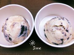 香草奥利奥冰激淋-悦和餐厅(CBD玉米楼店)