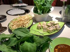 -一叶一世界·素食餐厅(锦华万达店)