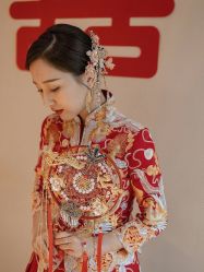 -Lady  Jane高端婚纱礼服馆