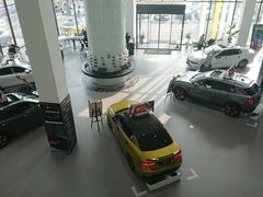 -领克中心(南京万帮店)