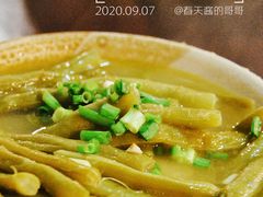 豆汤粑粑菜-百年粉蒸牛肉