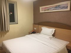 -7天连锁酒店(重庆解放碑上清寺中心店)