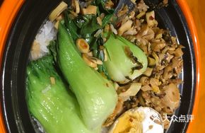 Sour Cabbage and Bamboo Shoots Stir-Fried with Minced Pork