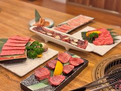 -炼火烤肉店