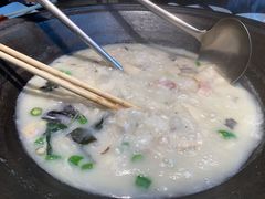 -陈大锅·岳阳鱼馆·地道岳阳菜(美食街店)