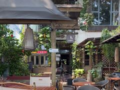 -城墙外BAR