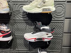 -NIKE武汉品牌体验店