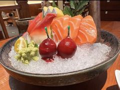-俊屋料理·烧鸟·寿司·日泰融合菜(星际云汇店)