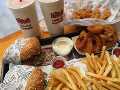 -The Habit Burger Grill 哈比特汉堡(复兴soho店)
