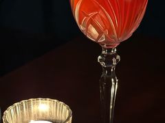-毛毛虫酒吧