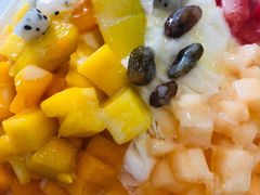 彩虹牛奶绵绵冰-杨小贤芒果绵绵冰(南门口店)
