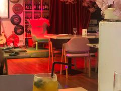 -樱花里音乐餐吧·牛扒椰子鸡(东圃店)