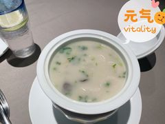 荠菜黄鱼羹-荣轩(新荣记环球金融中心店)