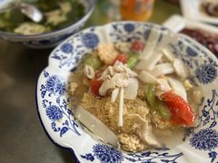 咸蛋黄锅巴-广迎居老正兴菜馆
