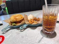 -必胜客(东部星悦天地店)