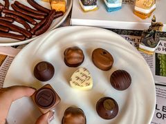 -Laderach 莱德拉(上海环贸iapm店)