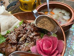 康巴汉子-吉祥圣雪藏餐