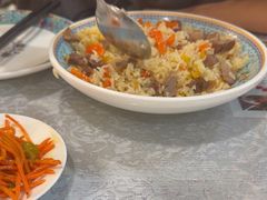 -汗腾格里·风味餐厅(新疆驻京办店)