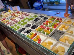 -涨巢·潮玩水疗局