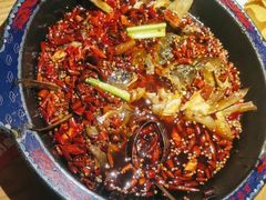 -何师傅美蛙鱼头(汉街店)