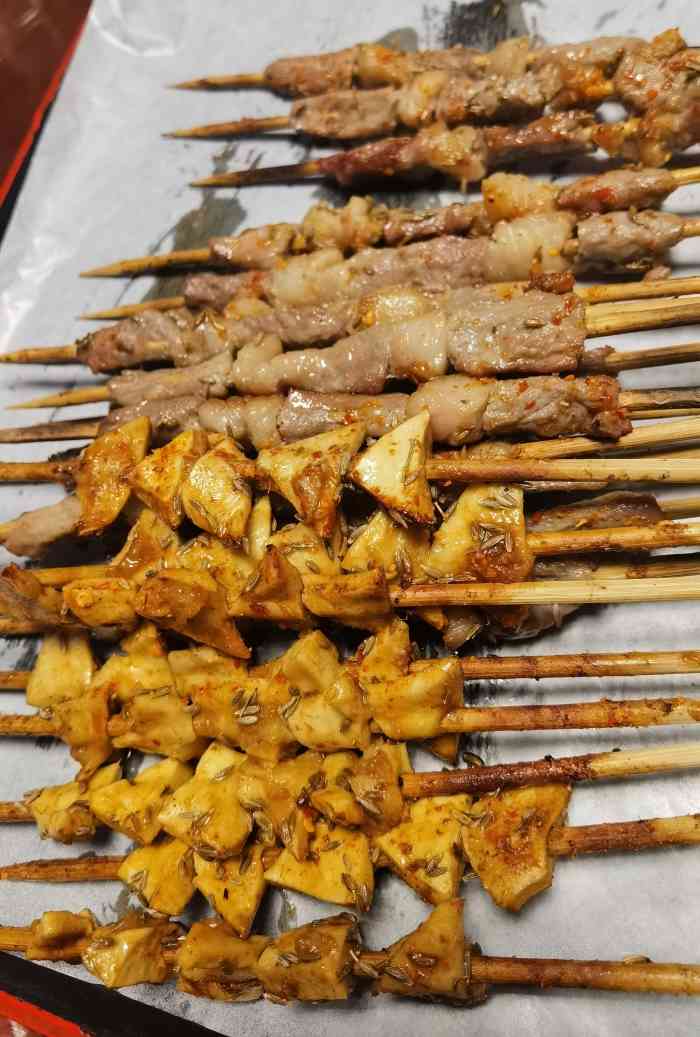 老杨头烧烤(总店)-"太好吃了,兄弟姐妹们啊,首先营业时间特别.