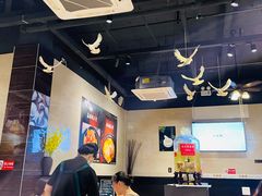 大堂-小金鬼·煎饺·鸽子汤
