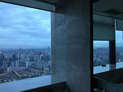 -上海龙之梦万丽酒店