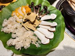 -钢管厂五区小郡肝串串香火锅(梅川路店)