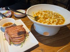 -新白鹿餐厅(银泰西湖文化广场店)