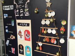 -蜜蜂小象·榴莲千层蛋糕(时代汇11栋店)