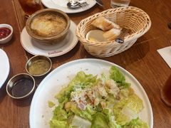 凯撒沙律-Entrecôte 法国牛扒馆(保利·时光里店)
