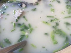 奶汤鱼头-美顺香食府鱼头老店(雪野湖店)