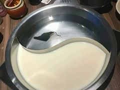 豆浆锅底-我那覇豚肉店(カフーナ旭橋店)