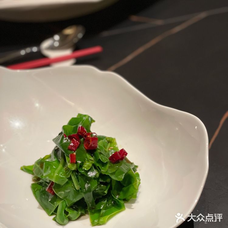 新开业的浦江名荟和浦江荟一样,一如既往的有着排场和体面