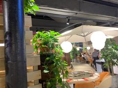大堂-日进一片海.生腌海鲜火锅.宵夜烧烤(三里屯总店)