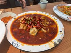 大刀肥肠鱼-花盐街·四川乐山小吃(西单大悦城店)