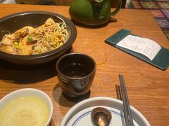 -云海肴·汽锅鸡·云南菜(天山百盛优客店)