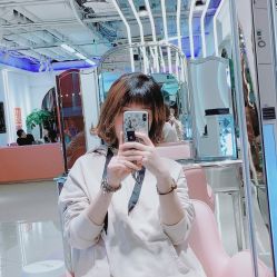 -BULB STUDIO 巴柏明星发型工作室