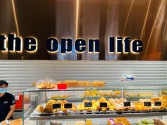 -The open life(万象城店)