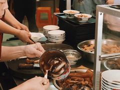 -松树干拌面店
