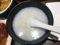 -粤色·老广州茶餐厅(河南商会大厦店)