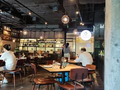 -Carbon莫卡哆·意大利复古集市餐厅(杭州大厦店)