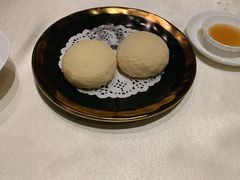 脆皮流沙包-皇朝会.经典传统粤菜(外滩店)