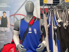 -迪卡侬(越秀公园店)