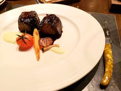 -恰餐厅及酒吧 CHAR Bar & Grill (北京丽都皇冠假日店)
