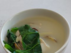 -鹏城人家海鲜酒家·23年老字号(较场尾店)