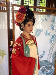 -一揽芳华汉服旗袍体验馆(拙政园店)