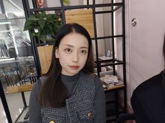 -ME觅妆·定制美妆·彩妆私教(菱角湖店)